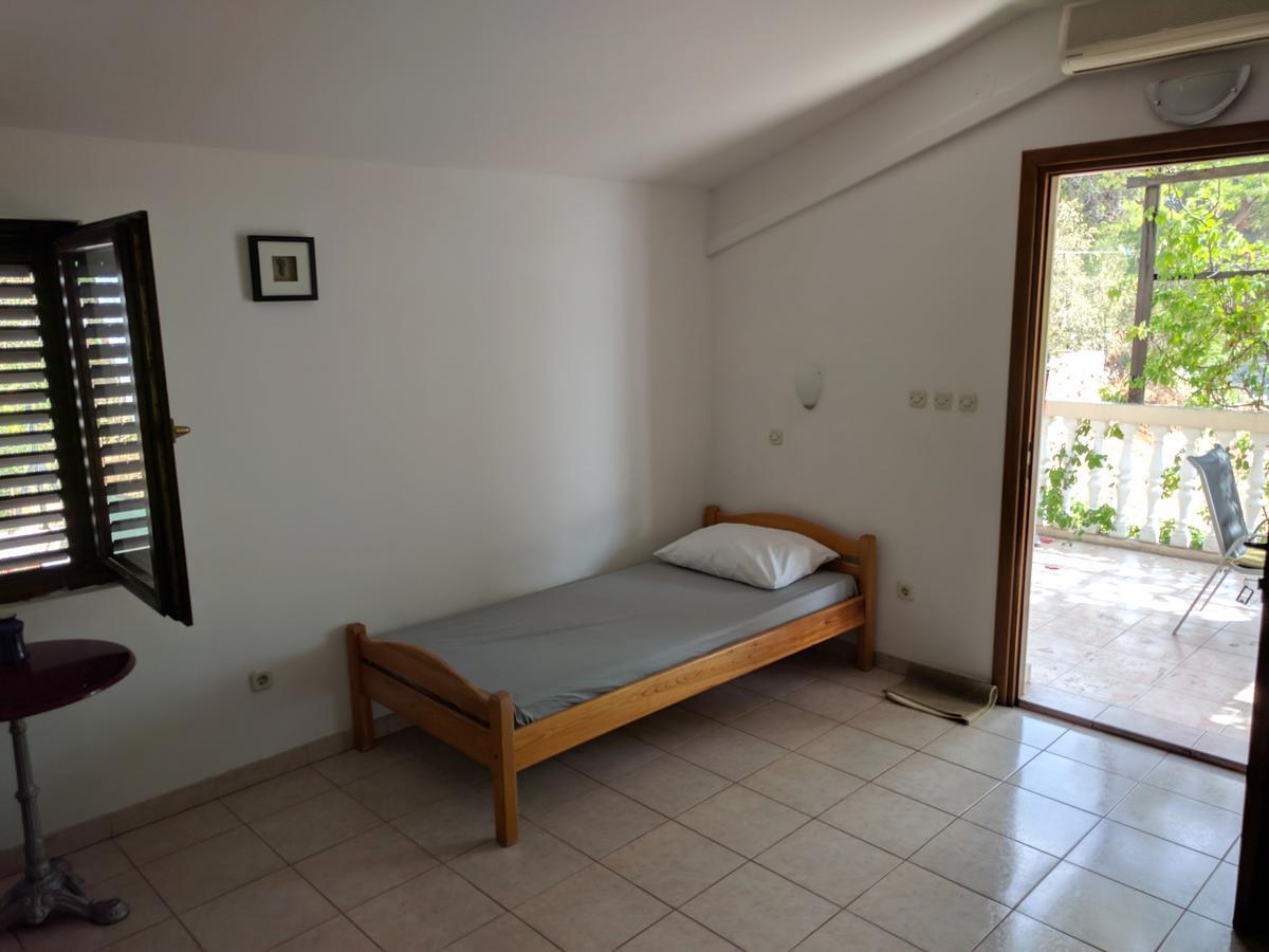 Apartmani Anja Sveta Nedelja (Hvar) Exterior foto