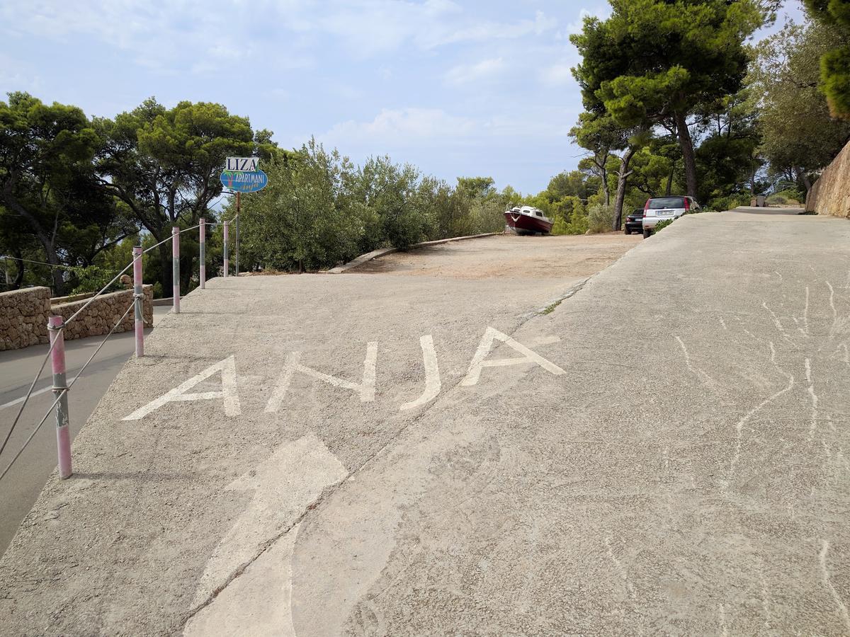 Apartmani Anja Sveta Nedelja (Hvar) Exterior foto